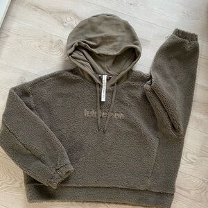 New Lululemon Textured Fleece Embroidered Logo Hoodie. Size 12